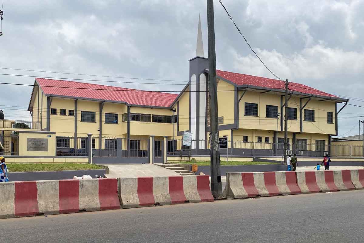 TCO Service livre les travaux de réhabilitation d’une église à Agoueto